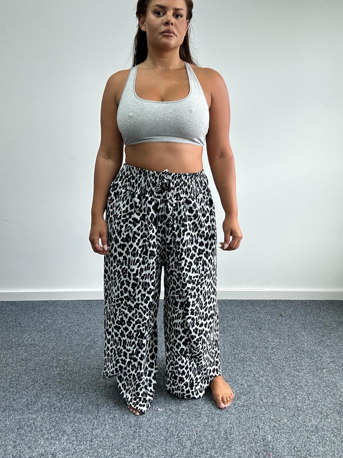 Wendy - Animal print Black
