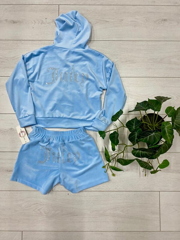 Lucy - Pale Blue