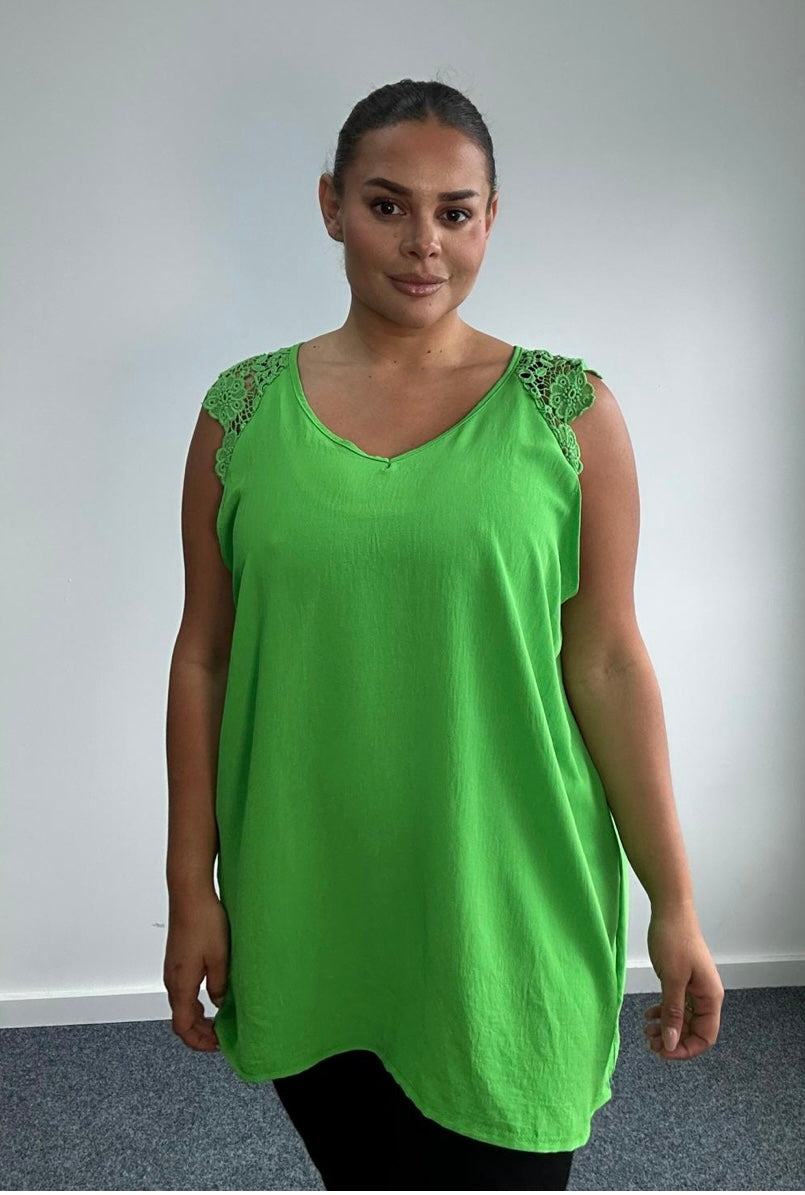 Lia - Green