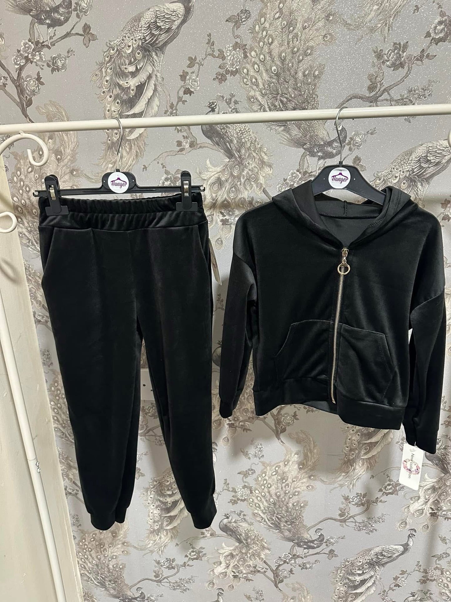 Juicy - Black